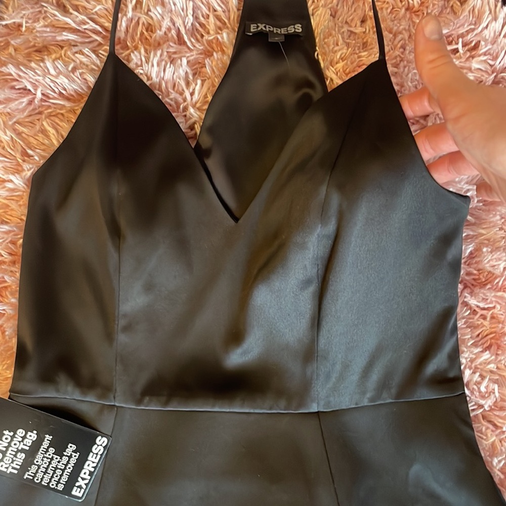 NWT black express dress size 4